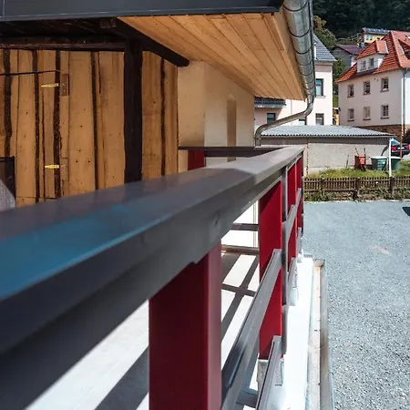 Appartementhaus- Bredner / Ii *